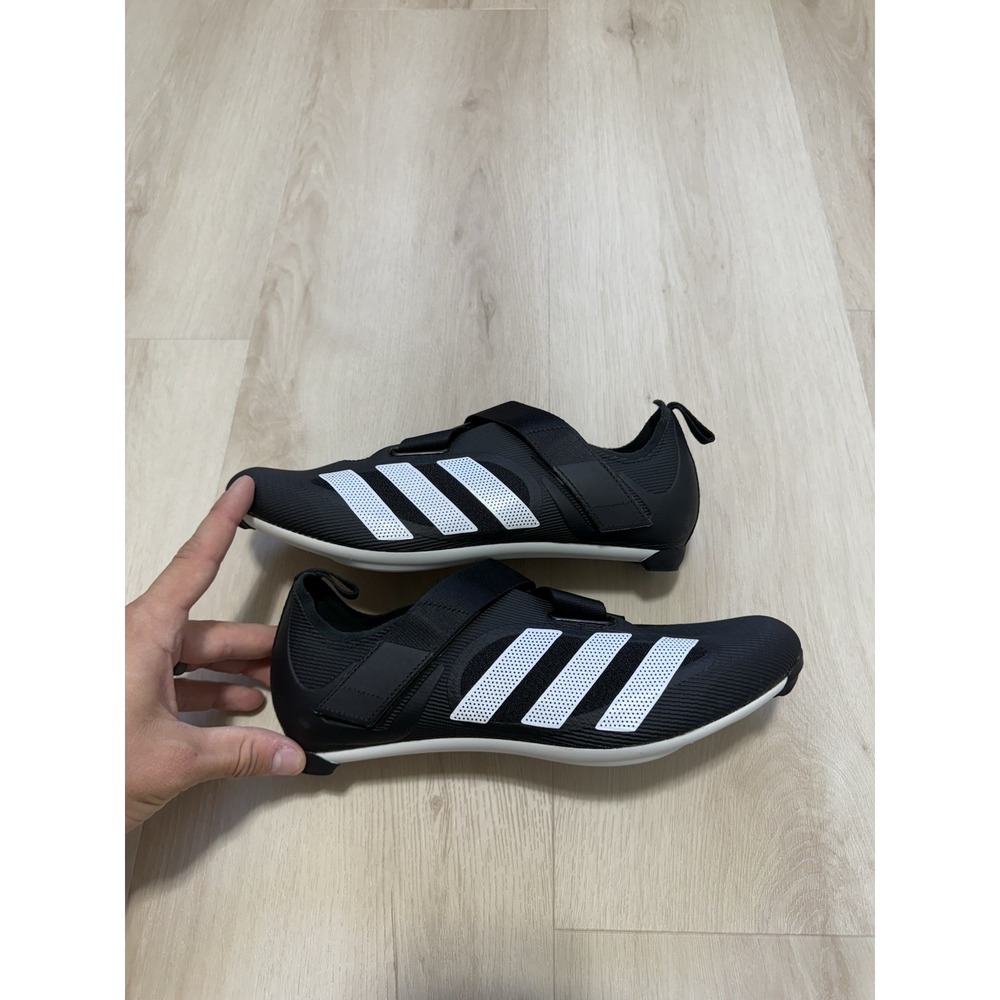 Adidas Indoor Cycling Shoes Core Black/Cloud White GX6544 Unisex Size 8 NWOT